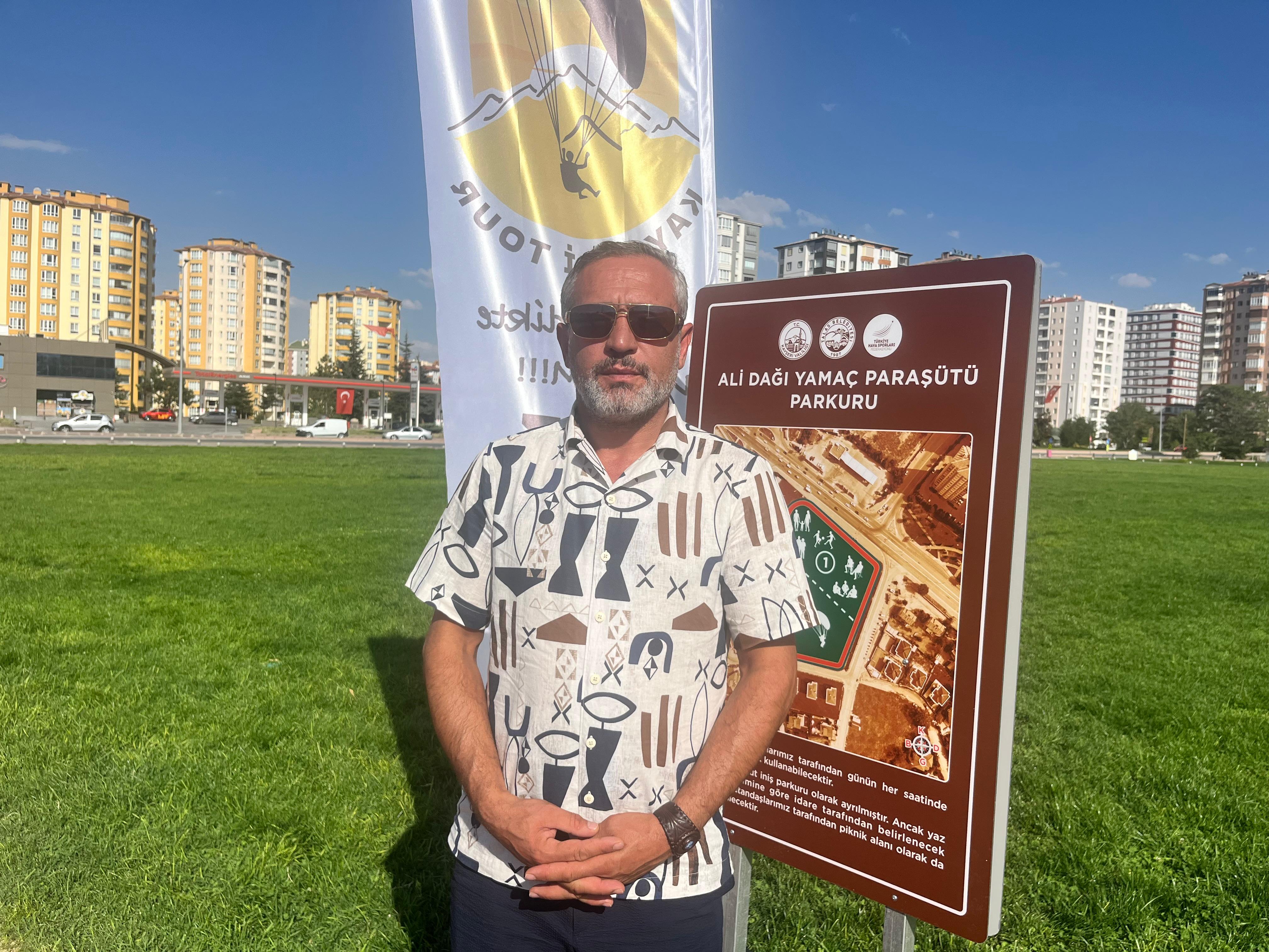 Kayseri’nin gökyüzüne açılan kapısı: Ali Dağı'nda yamaç paraşütü